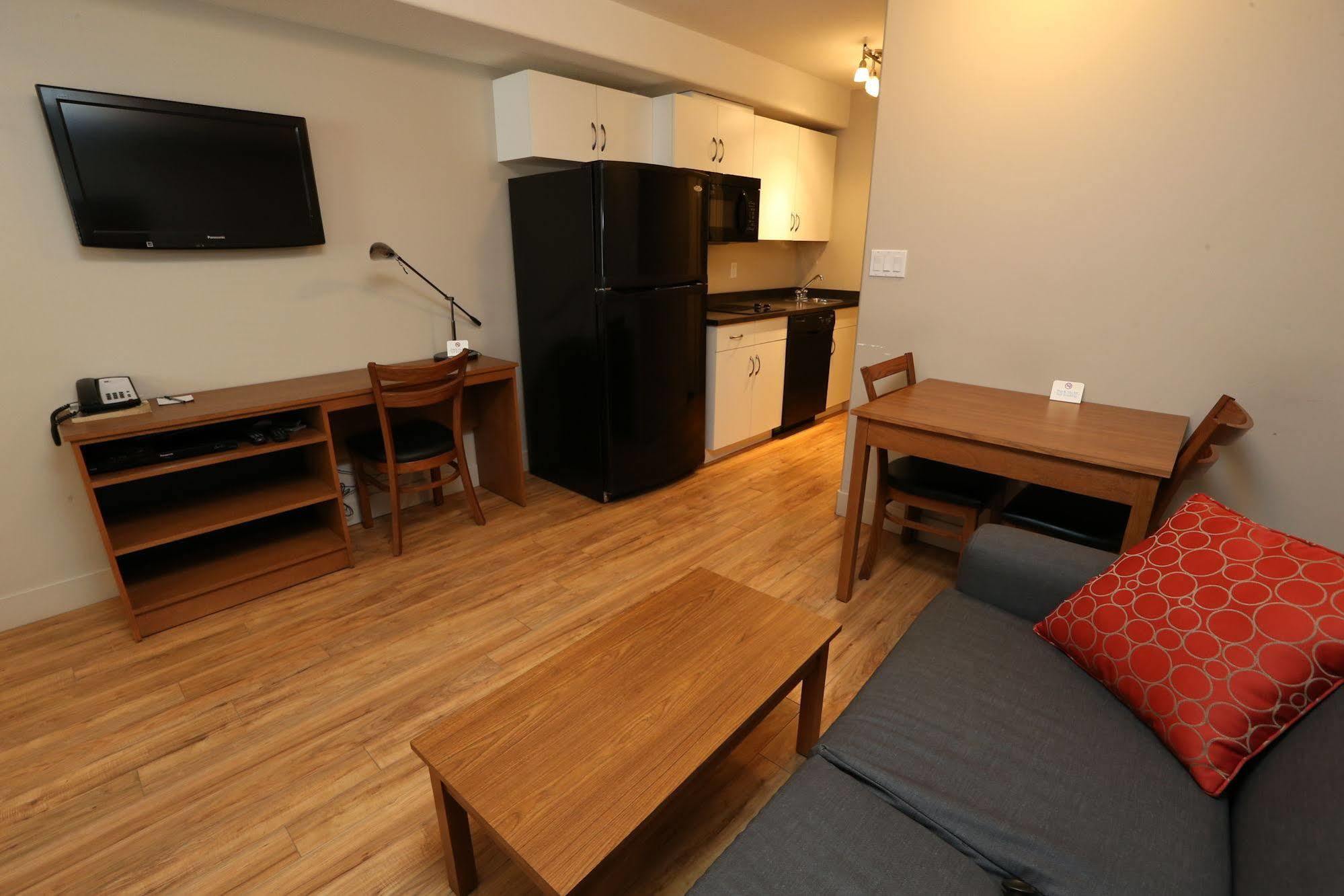 Platinum Residences Fort Mcmurray Εξωτερικό φωτογραφία