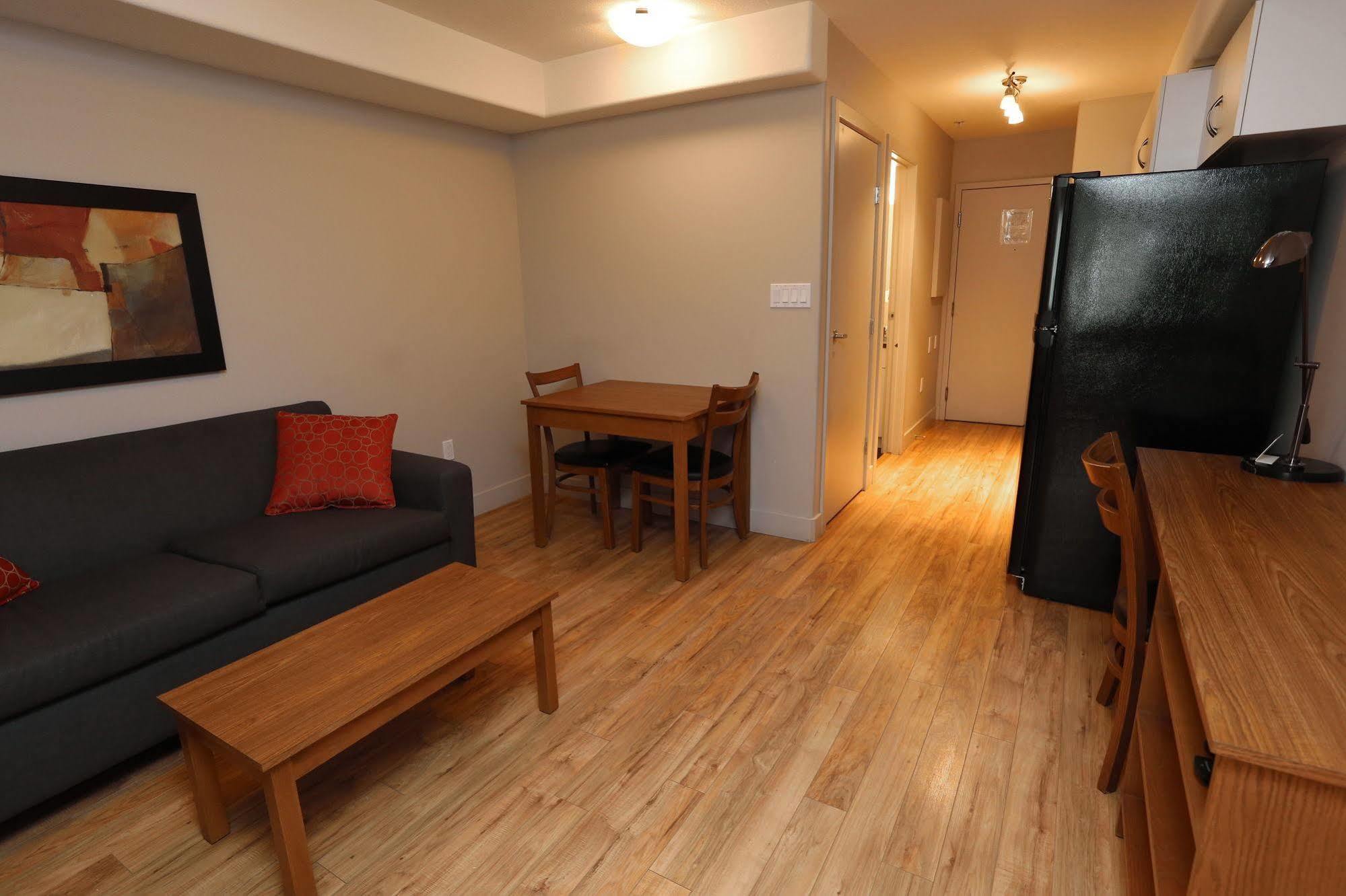 Platinum Residences Fort Mcmurray Εξωτερικό φωτογραφία