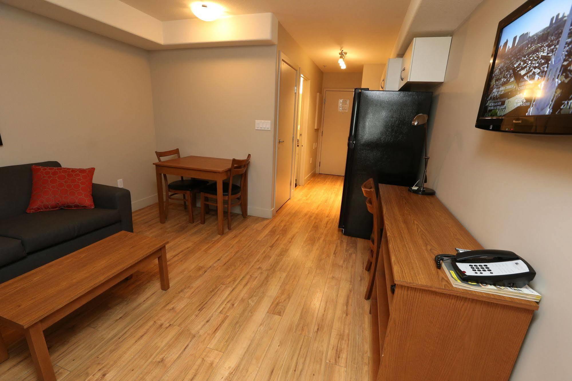 Platinum Residences Fort Mcmurray Εξωτερικό φωτογραφία