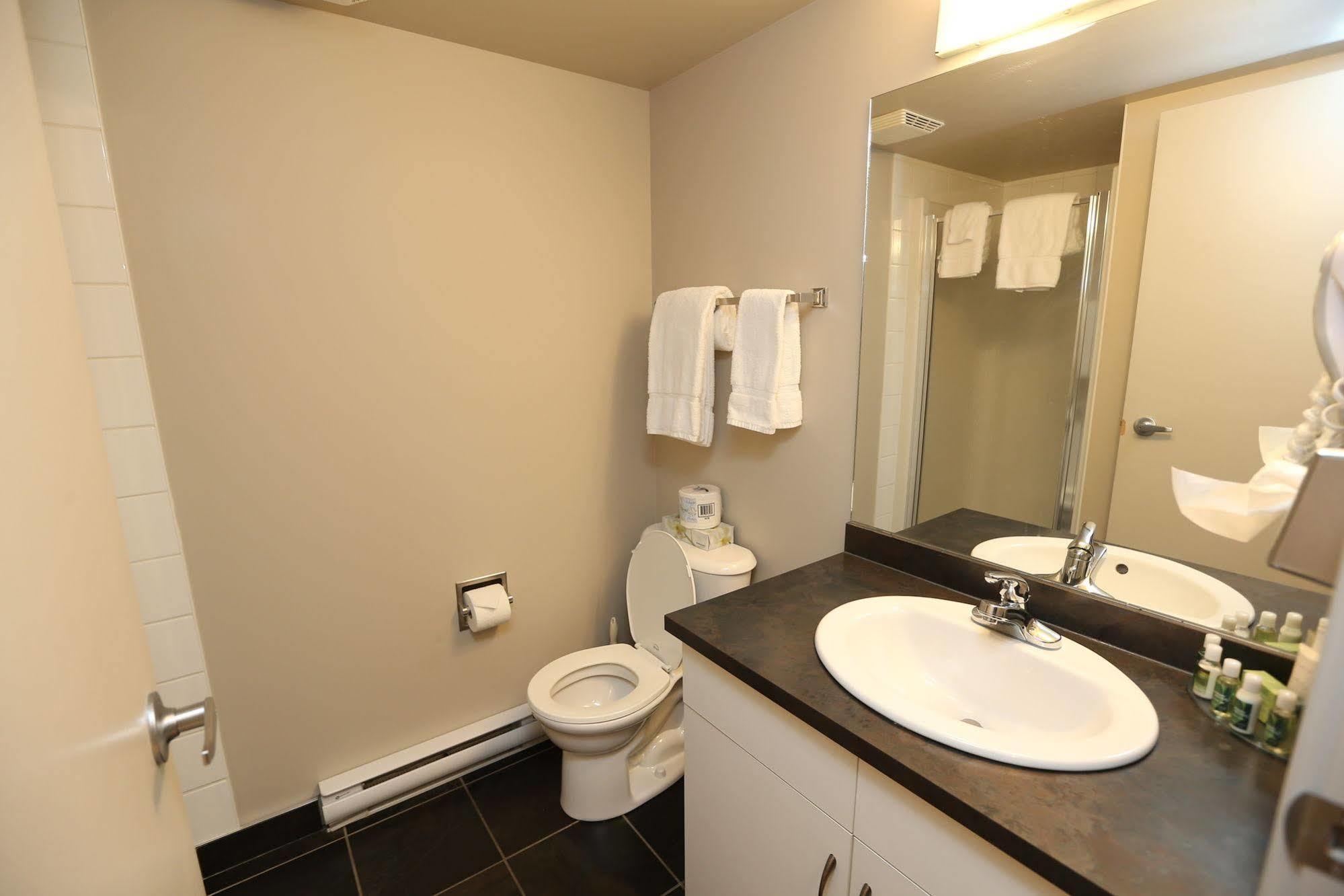 Platinum Residences Fort Mcmurray Εξωτερικό φωτογραφία