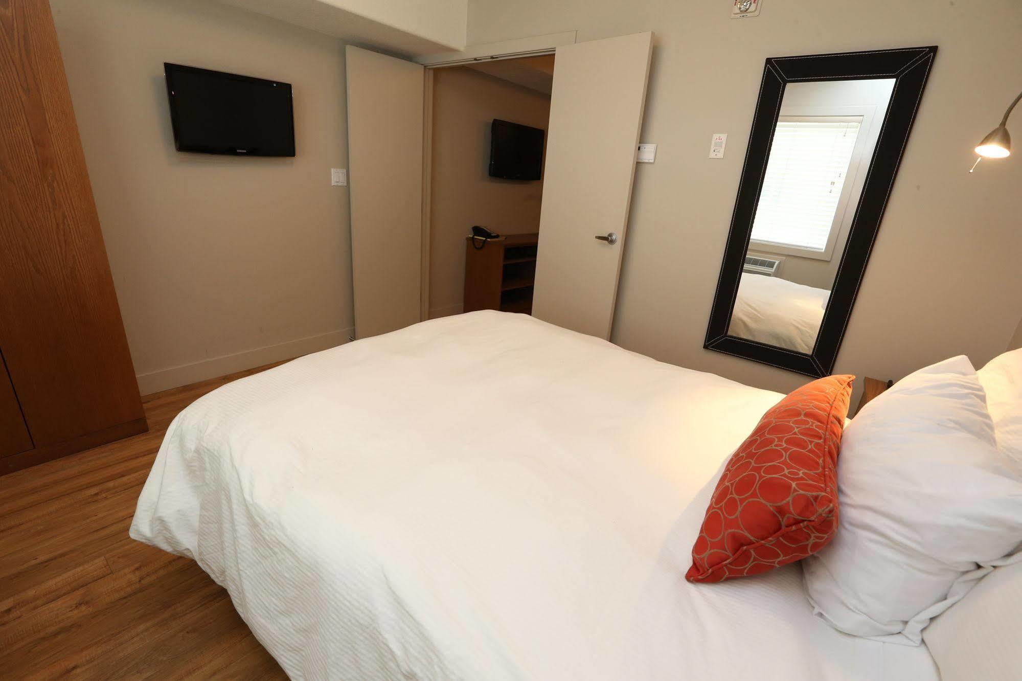Platinum Residences Fort Mcmurray Εξωτερικό φωτογραφία